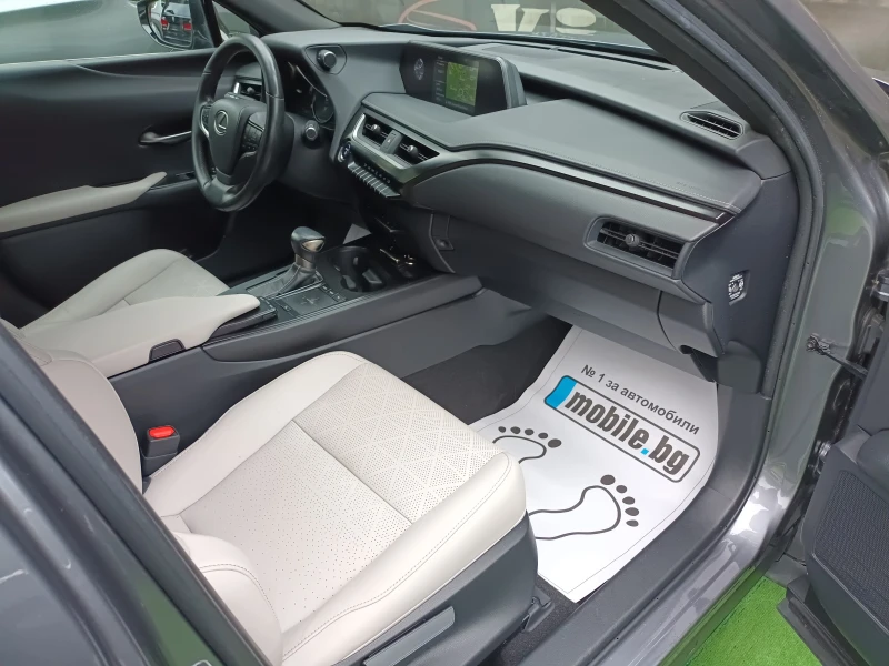 Lexus UX 250h LUXURY, снимка 8 - Автомобили и джипове - 51875686