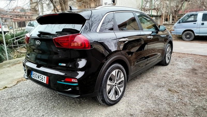 Kia Niro 64 kWh FACELIFT * FULL LED * ПАНОРАМА * НОВА, снимка 4 - Автомобили и джипове - 52790453