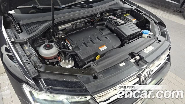VW Tiguan | TOP SERVICE, снимка 6 - Автомобили и джипове - 55712323