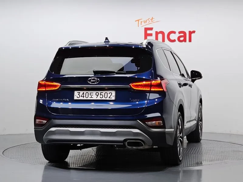 Hyundai Santa fe 2.0 2WD - САМО 30% АВАНС, снимка 4 - Автомобили и джипове - 56306651
