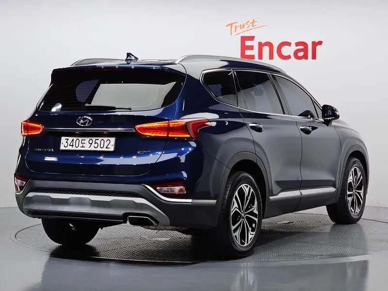 Hyundai Santa fe 2.0 2WD - САМО 30% АВАНС, снимка 2 - Автомобили и джипове - 56306651