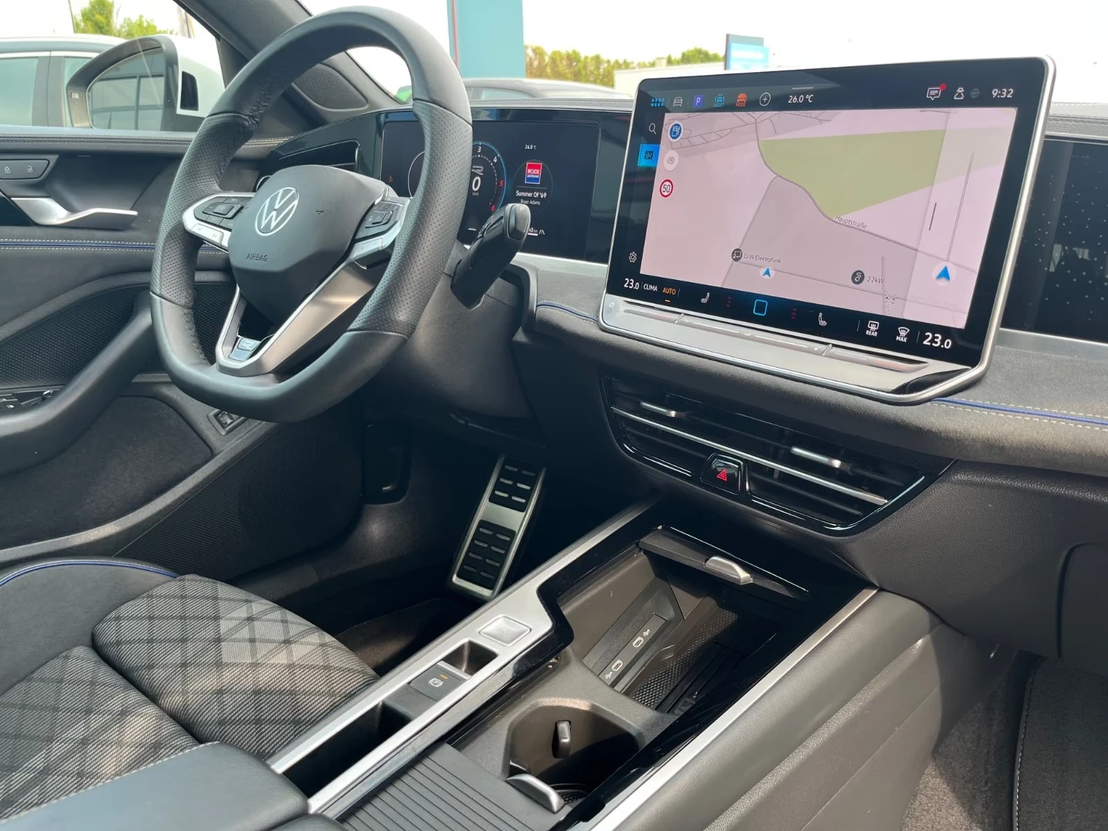 VW Passat 2.0 TDI R-line, снимка 14 - Автомобили и джипове - 9805172