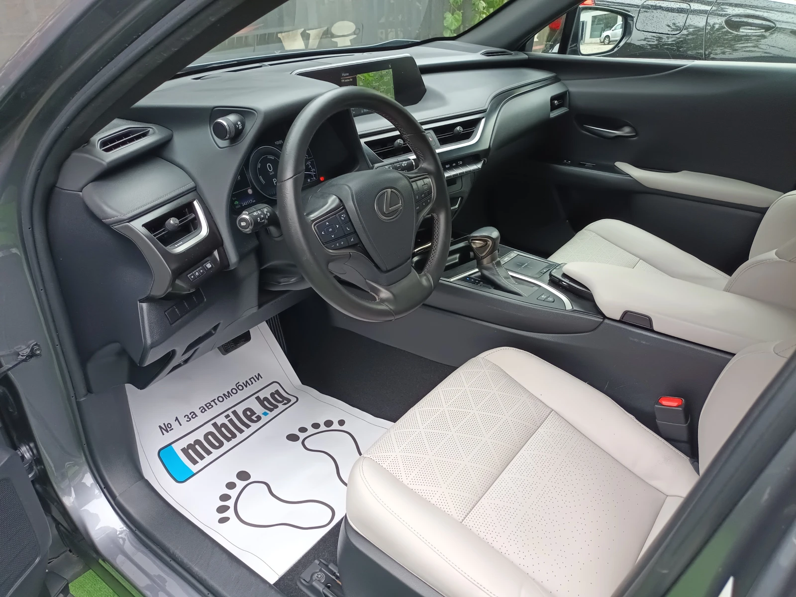 Lexus UX 250h LUXURY - изображение 6