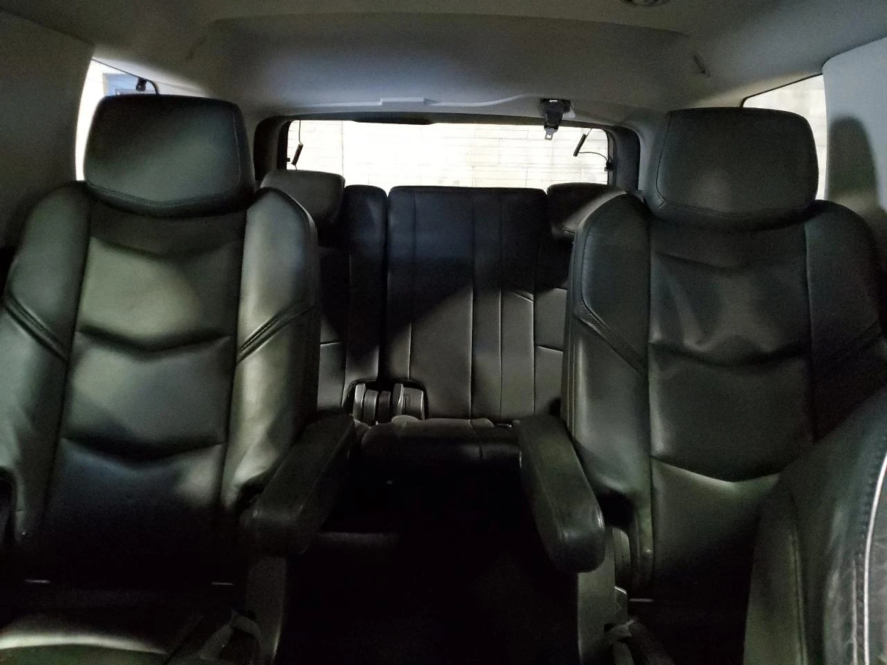 Cadillac Escalade PREMIUM AWD/ФИНАНСИРАНЕ - изображение 10