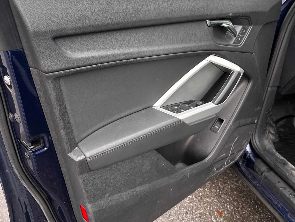 Audi Q3 45 TFSI quattro  CARFAX | Mobile.bg � ����������� 12