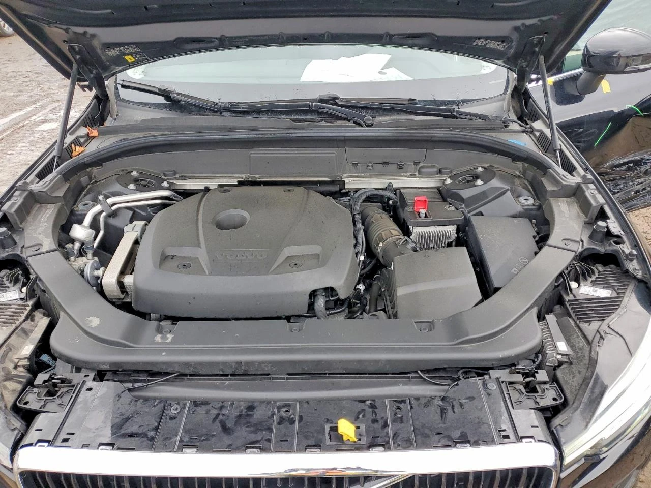 Volvo XC60 T6 AWD Momentum, снимка 12 - Автомобили и джипове - 54102642