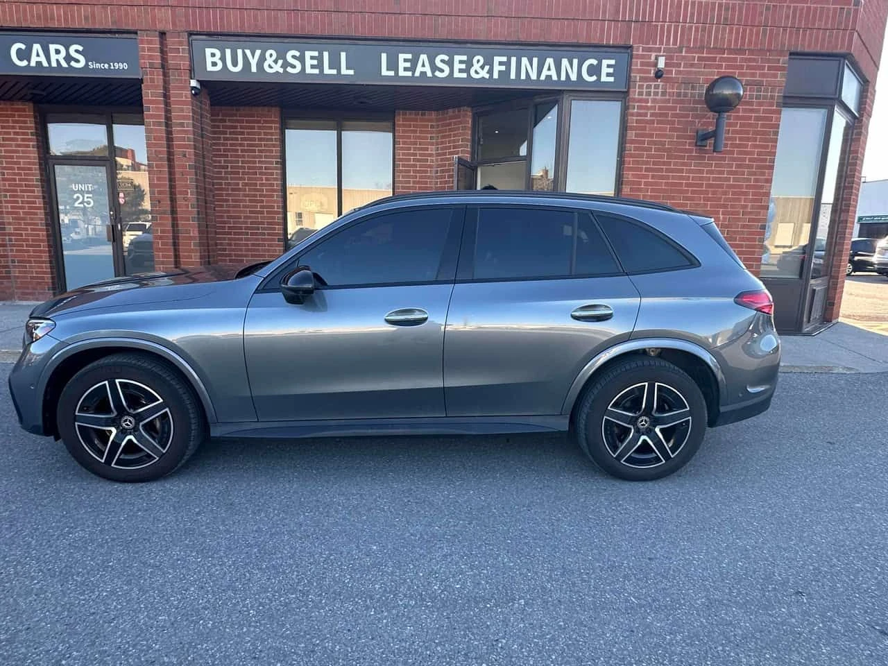 Mercedes-Benz GLC 300 ПАНОРАМА/HEAD-UP DISPLAY/360 КАМЕРИ, снимка 3 - Автомобили и джипове - 54229313