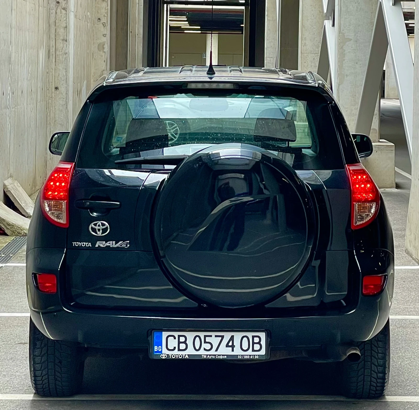 Toyota Rav4 D4D, снимка 5 - Автомобили и джипове - 54246655