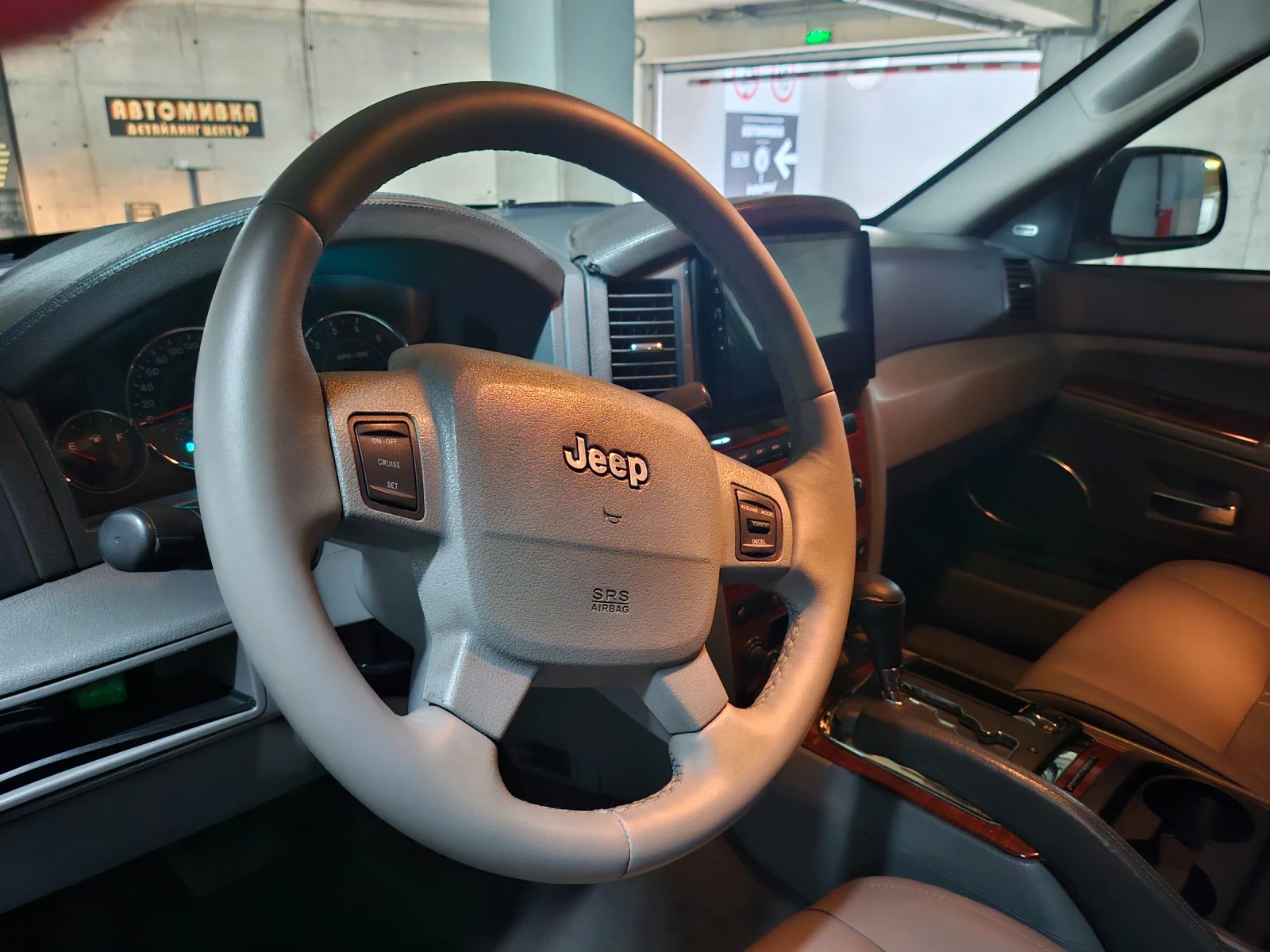 Jeep Grand cherokee, снимка 4 - Автомобили и джипове - 54400555