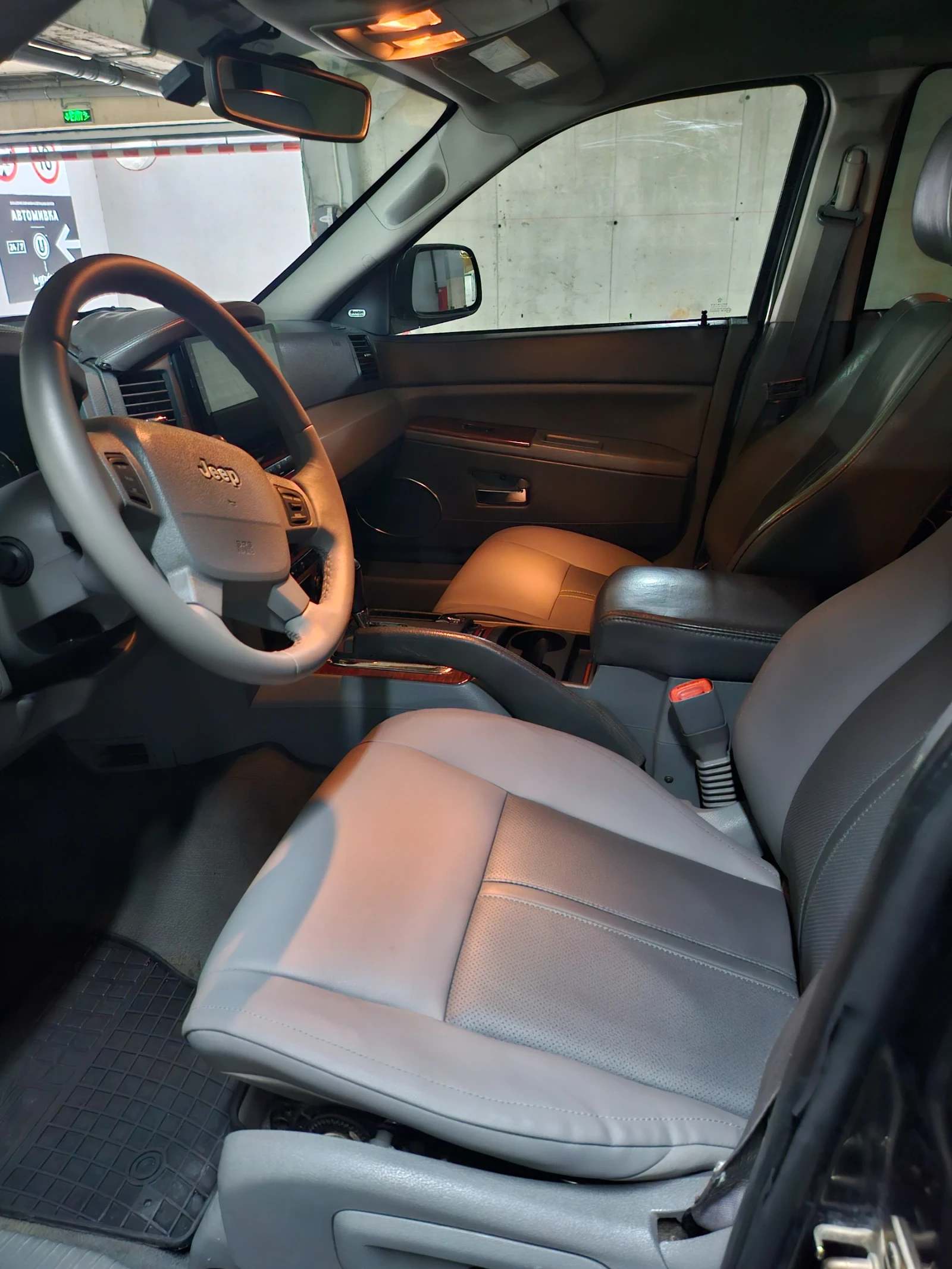 Jeep Grand cherokee, снимка 3 - Автомобили и джипове - 54400555