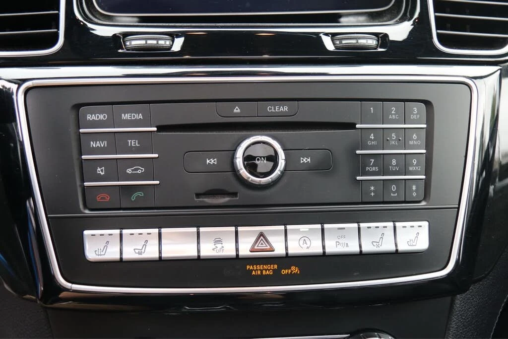Mercedes-Benz GLS 500 AMG PK* 7PASS* DIS* МАСАЖ* ОБДУХ* 360* HARMAN* FUL, снимка 12 - Автомобили и джипове - 55561566