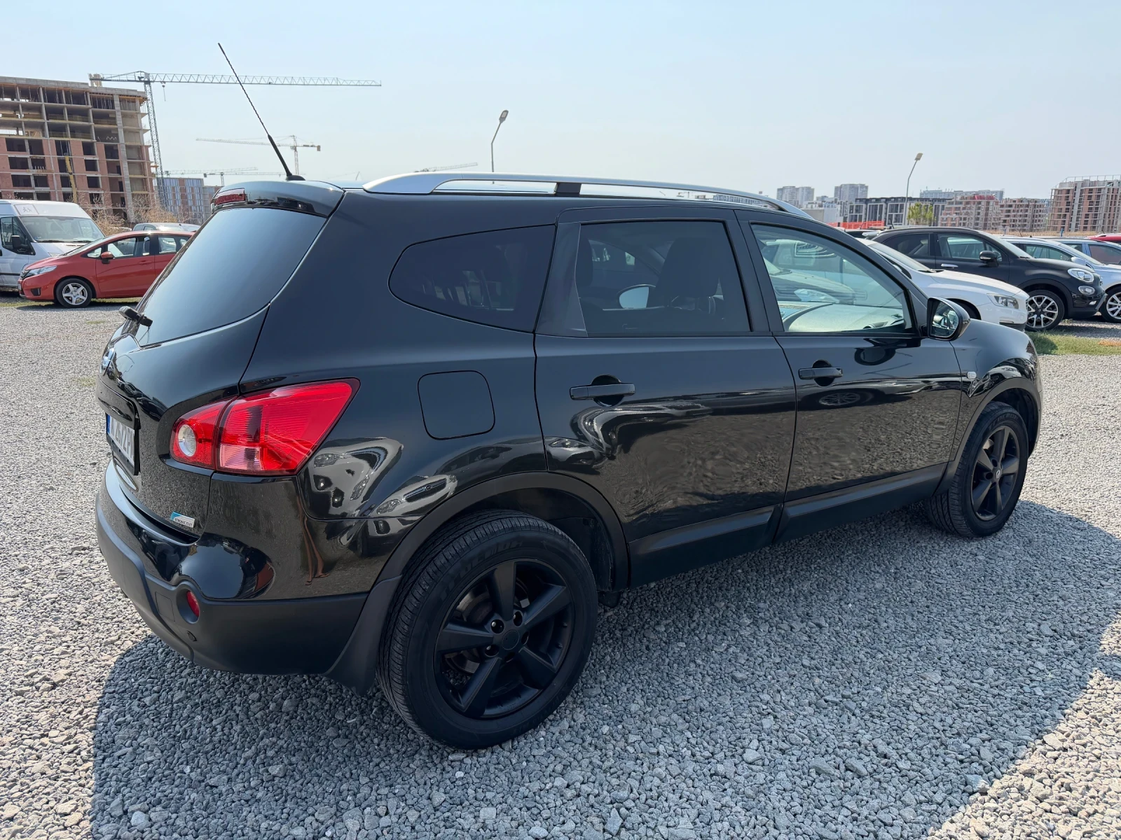 Nissan Qashqai 2.0 ������ ��� ������� 4x4 �������� 6+ 1 | Mobile.bg � ����������� 6
