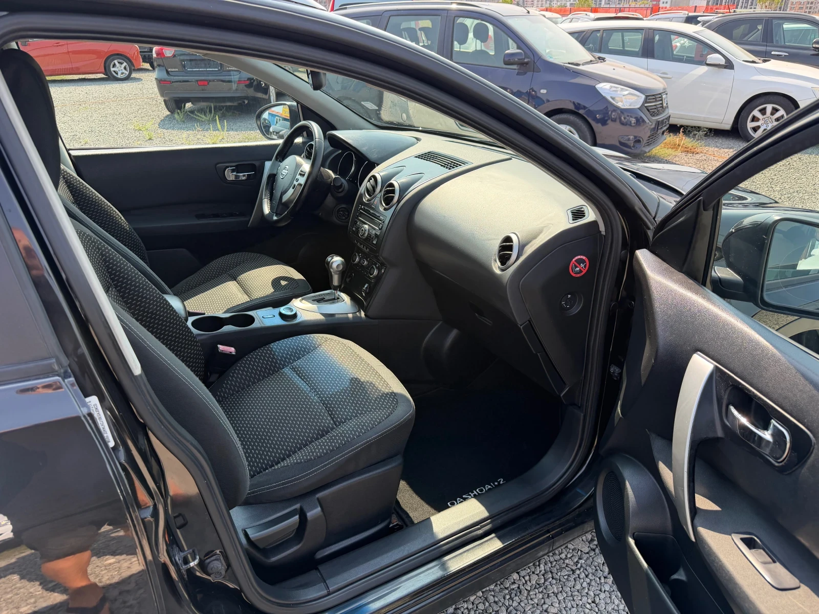 Nissan Qashqai 2.0 ������ ��� ������� 4x4 �������� 6+ 1 | Mobile.bg � ����������� 9
