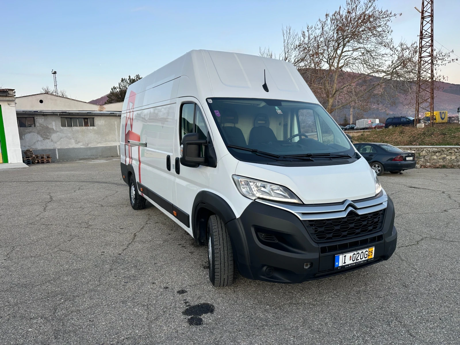 Citroen Jumpy L4H3 2.2 Blue HDi 140 MAXI - изображение 2