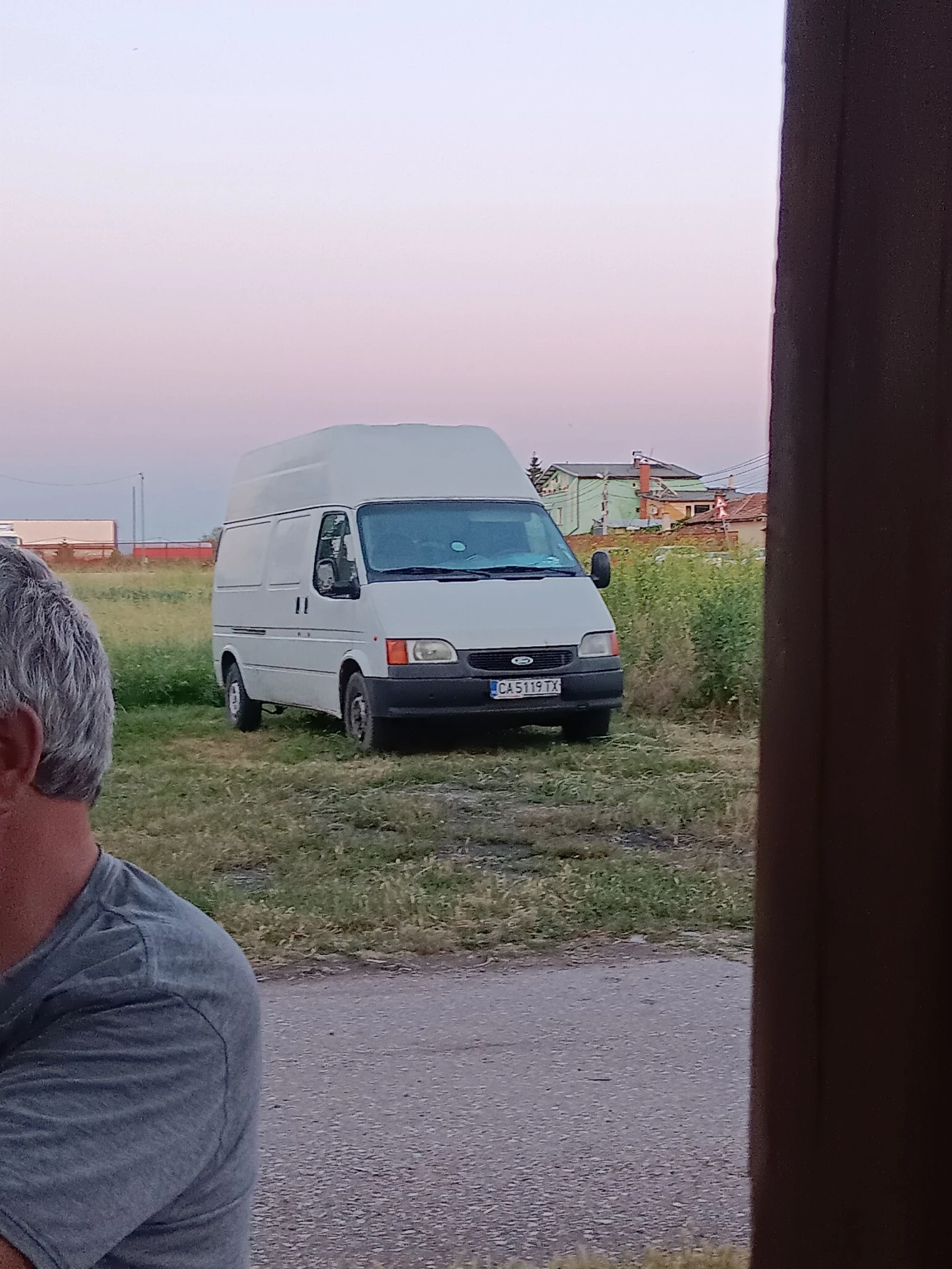 Ford Transit 2, 5 D - изображение 2