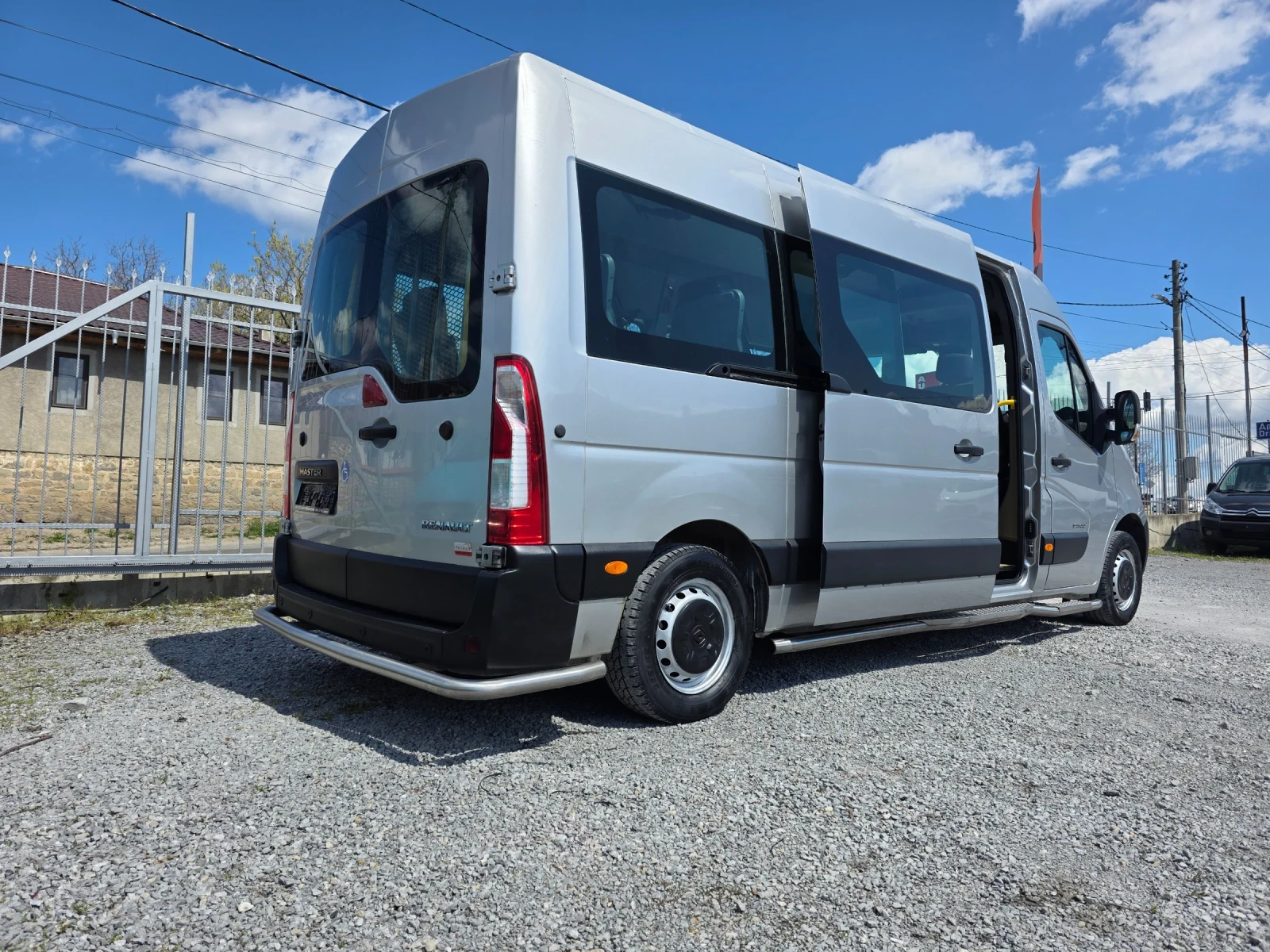 Renault Master 2.3dci 8+ 1 Рампа за хора с увреждания, снимка 7 - Бусове и автобуси - 54138141