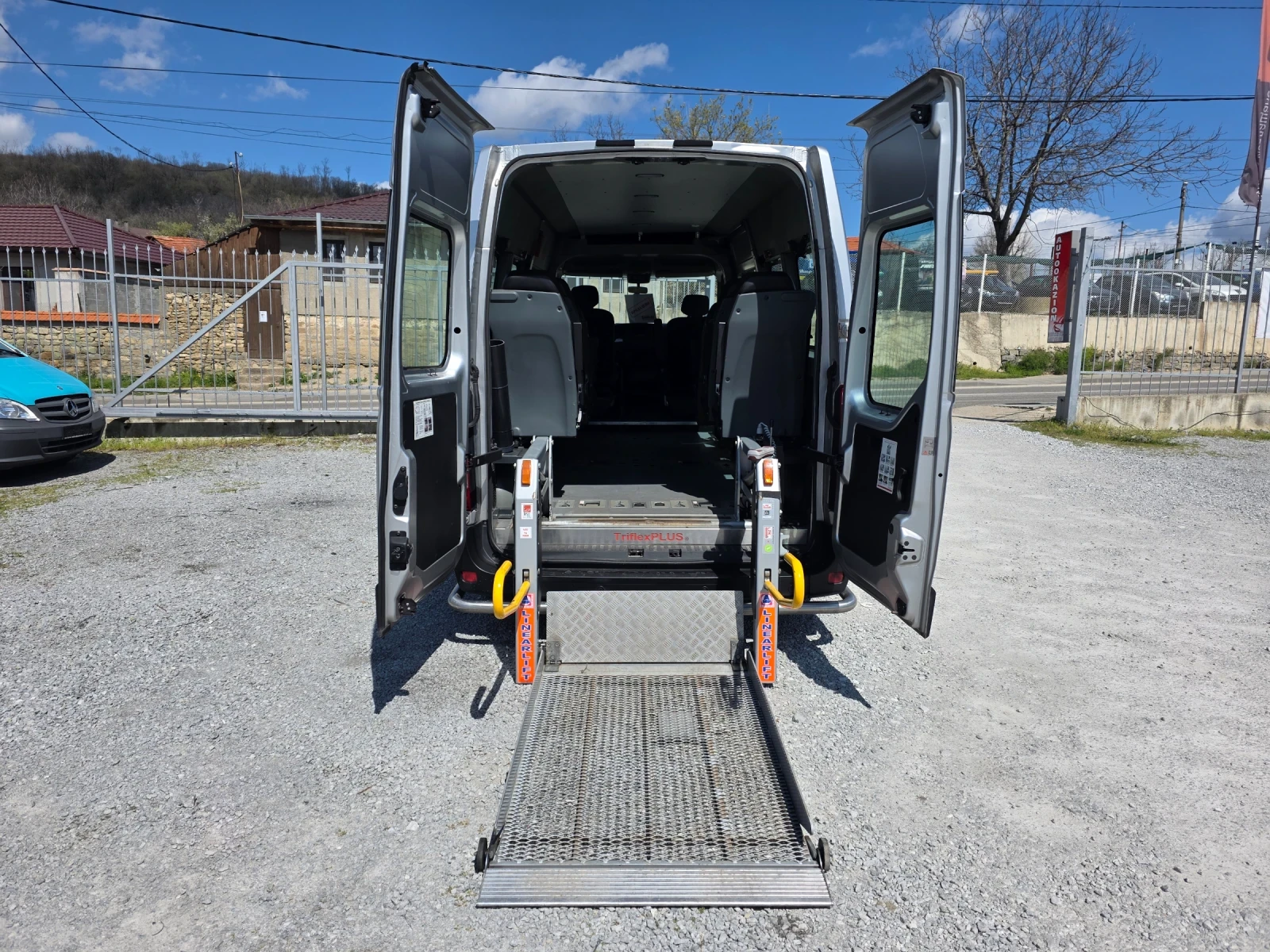 Renault Master 2.3dci 8+ 1 Рампа за хора с увреждания, снимка 12 - Бусове и автобуси - 54138141