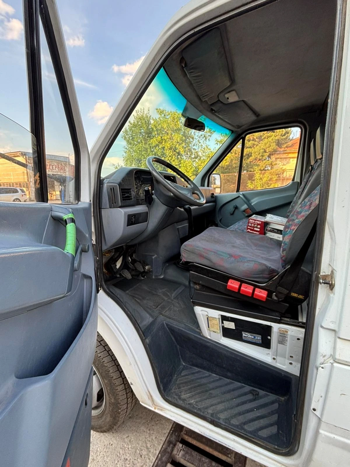Mercedes-Benz 412, снимка 8 - Бусове и автобуси - 55390717