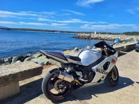 Обява за продажба на Suzuki Gsxr 1000 ~5 500 лв. - изображение 5 | Auto.bg Обява за продажба на Suzuki Gsxr 1000 ~5 500 лв. - изображение 5