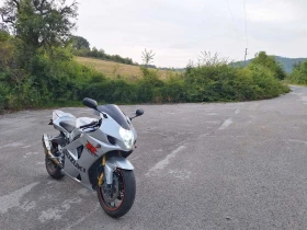 Обява за продажба на Suzuki Gsxr 1000 ~5 500 лв. - изображение 9 | Auto.bg Обява за продажба на Suzuki Gsxr 1000 ~5 500 лв. - изображение 9