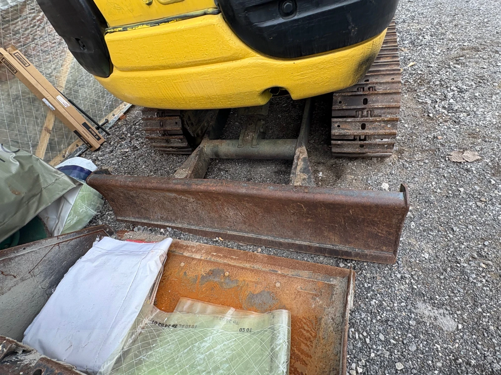 Багер Komatsu Pc35R, снимка 6 - Индустриална техника - 54648584
