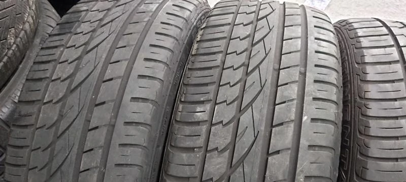 Гуми Летни 235/45R19, снимка 2 - Гуми и джанти - 33171841