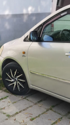 Toyota Avensis verso 2.0 D4D  /6+ 1/места, снимка 5