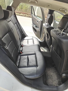 Mercedes-Benz E 200, снимка 9