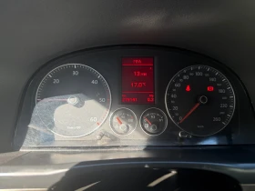VW Touran 2.0 TDI, снимка 13