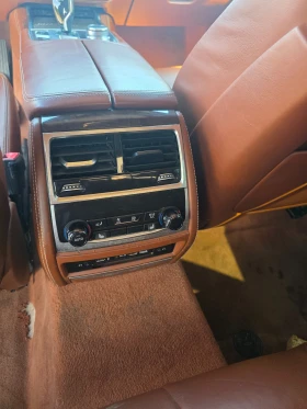BMW 750  на части, снимка 11