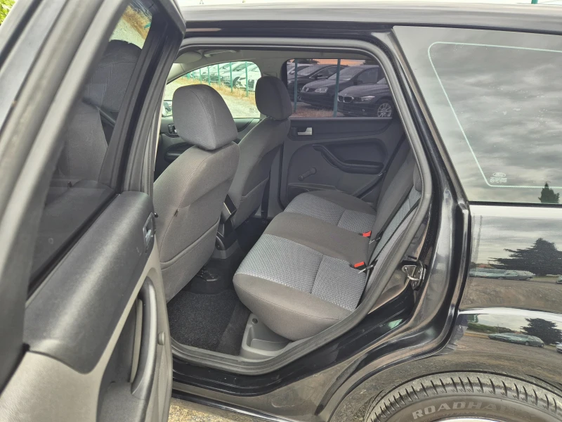 Ford Focus 2.0i, снимка 12 - Автомобили и джипове - 41582721