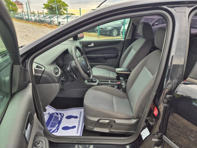 Ford Focus 2.0i, снимка 13 - Автомобили и джипове - 41582721
