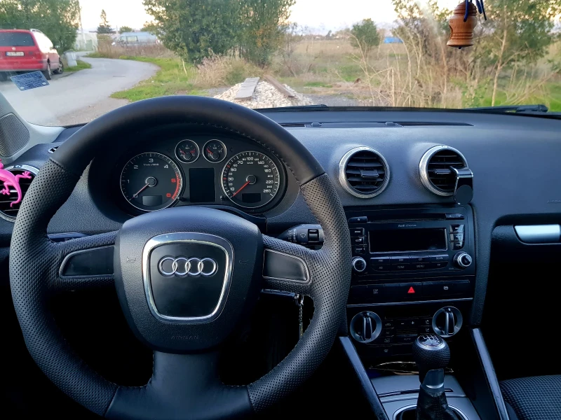 Audi A3 Sportback 2.0, снимка 5 - Автомобили и джипове - 47243028