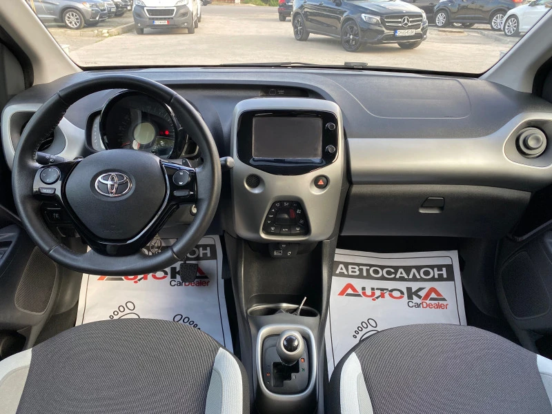 Toyota Aygo 1.0i-69кс= АВТОМАТ= КАМЕРА= КЛИМАТРОНИК= LED, снимка 12 - Автомобили и джипове - 46593429