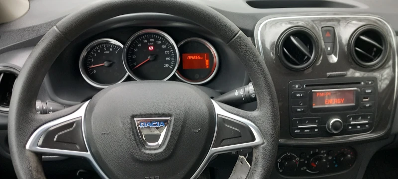 Dacia Sandero 1.0 SCe, снимка 5 - Автомобили и джипове - 49534393