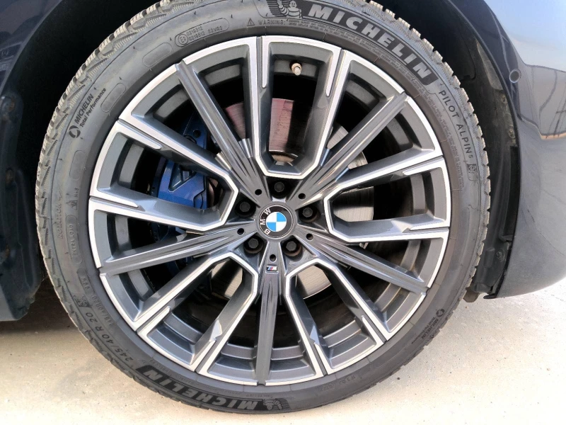 BMW 750, снимка 6 - Автомобили и джипове - 51676360