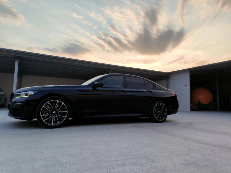 BMW 750, снимка 4 - Автомобили и джипове - 51676360