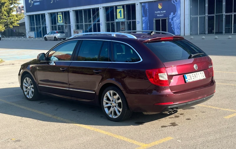 Skoda Superb 170 к.с. ФЕЙС КОЖА ПАНОРАМА , снимка 6 - Автомобили и джипове - 52067973