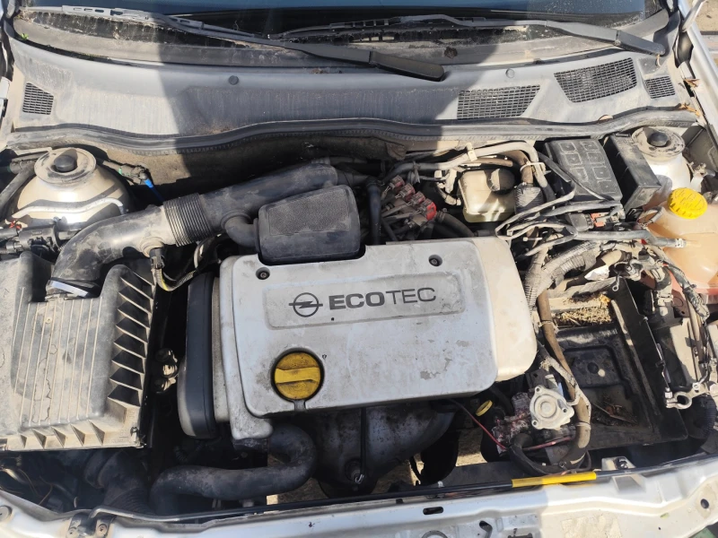 Opel Astra 1.6, снимка 5 - Автомобили и джипове - 52837067