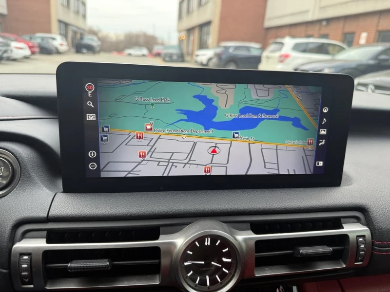 Lexus IS * 300 AWD * CARFAX * БЕЗ ПЪРВОНАЧАЛНА ВНОСКА, снимка 15 - Автомобили и джипове - 52912919