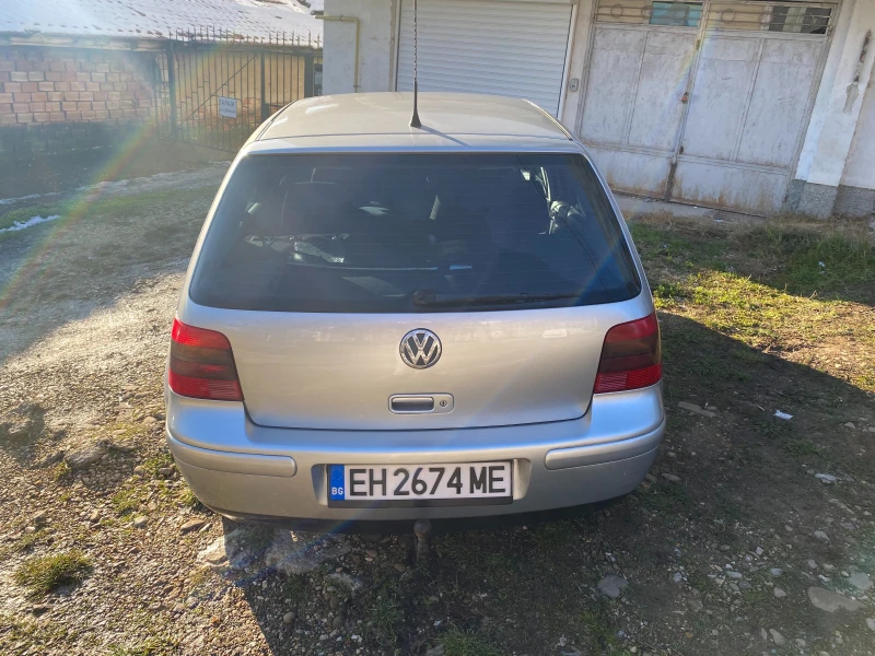 VW Golf 1.9 ТДИ, снимка 4 - Автомобили и джипове - 52967780