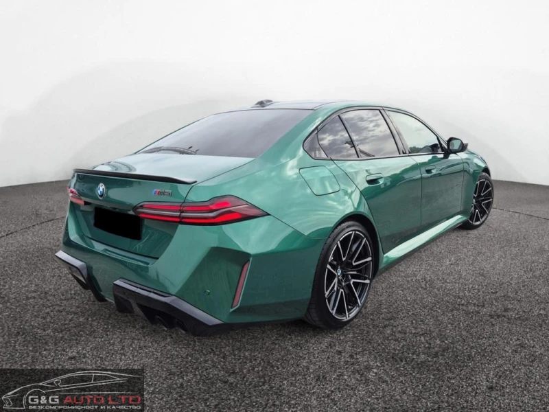 BMW M5 xDrive/Bowers&Willkins/Carbon, снимка 3 - Автомобили и джипове - 53109130