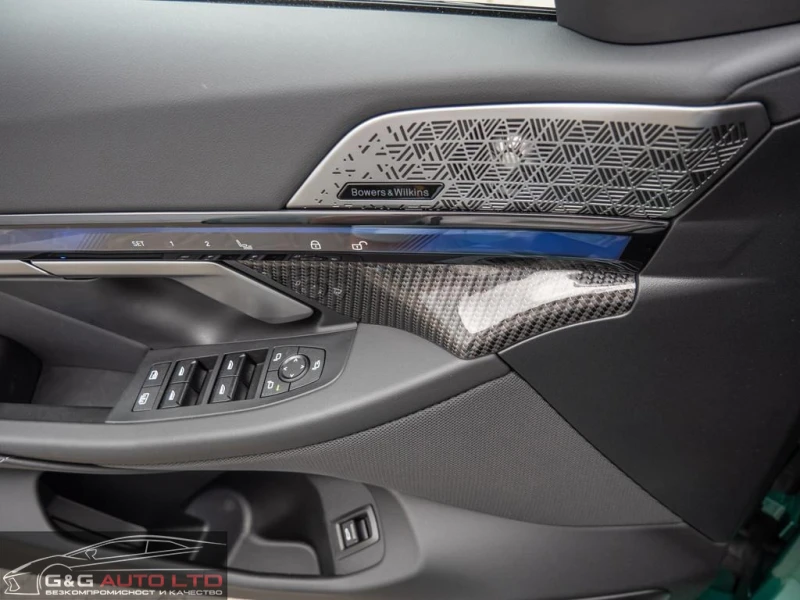 BMW M5 xDrive/Bowers&Willkins/Carbon, снимка 14 - Автомобили и джипове - 53109130