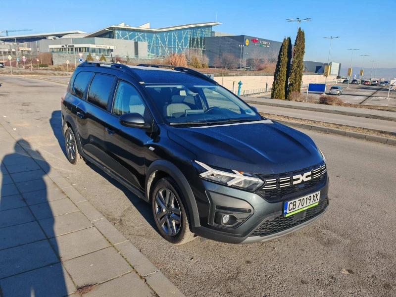 Dacia Jogger 890Евро за получаване, 1.0TCe EcoG 6+ 1 ГАЗ, снимка 3 - Автомобили и джипове - 53229854