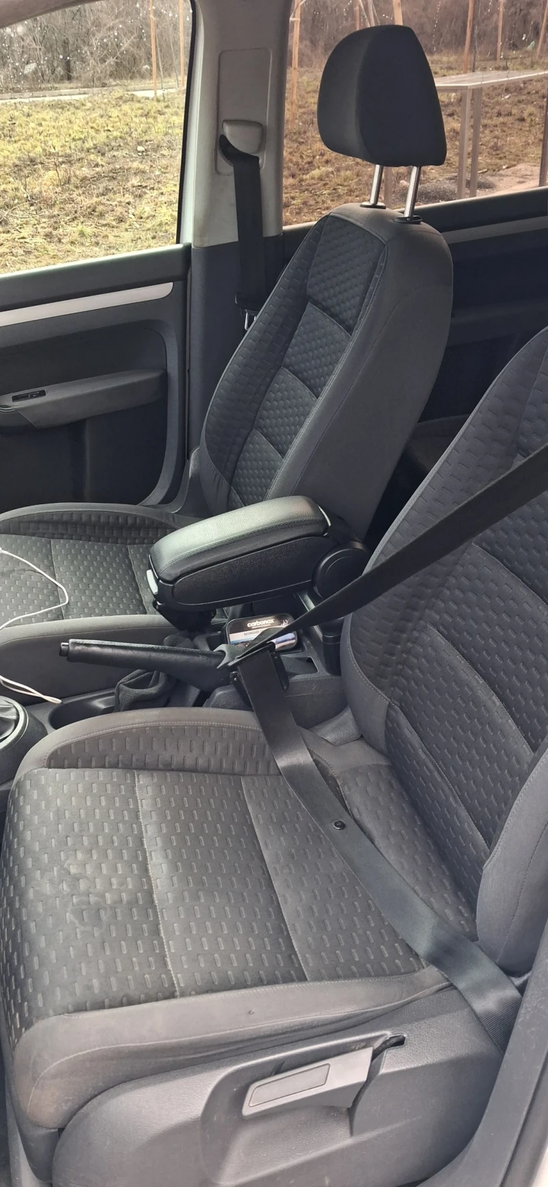 VW Touran 2000 TDI, снимка 5 - Автомобили и джипове - 53495797