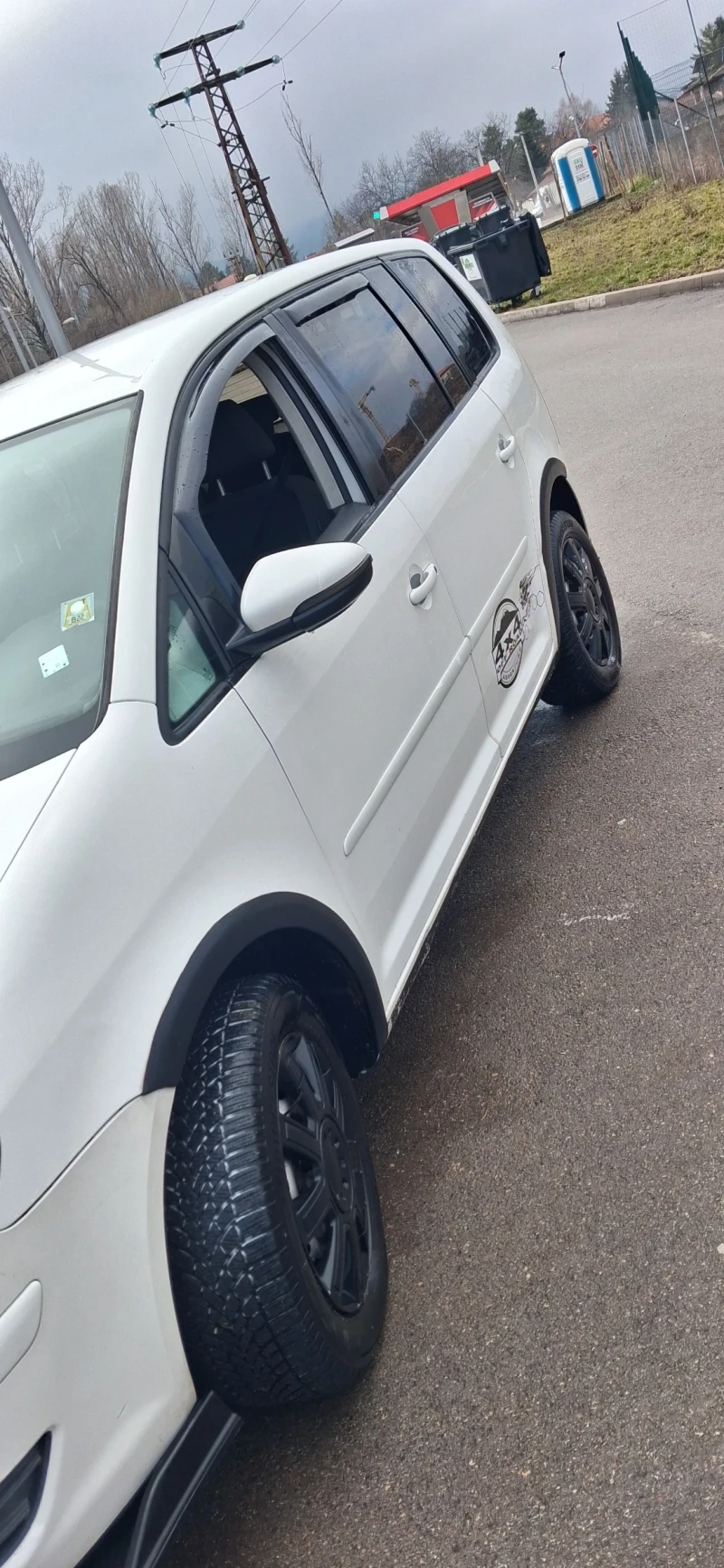 VW Touran 2000 TDI, снимка 2 - Автомобили и джипове - 53495797