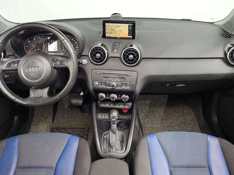 Audi A1 1.6 TDI, снимка 7 - Автомобили и джипове - 54124940