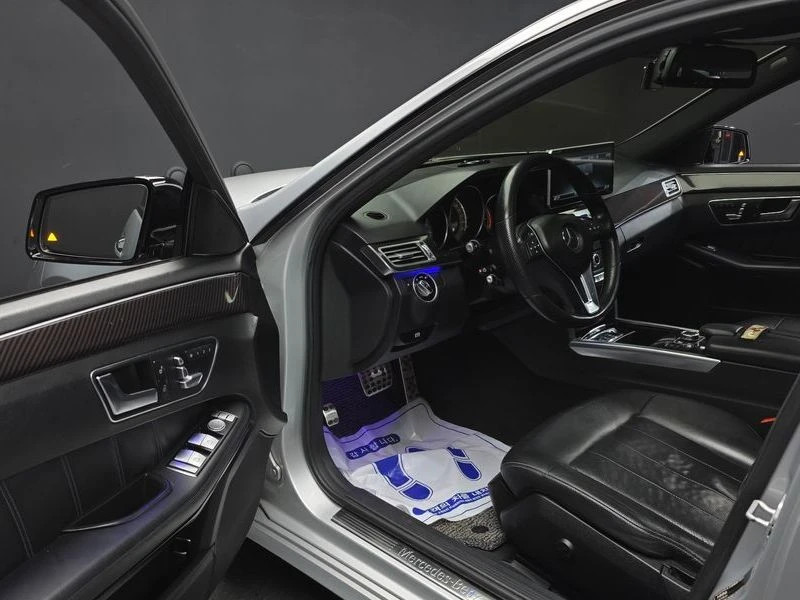 Mercedes-Benz E 220 E220 Bluetec Avantgarde Sport| 170к.с.| ВКЛ.ТЕХНОТ, снимка 10 - Автомобили и джипове - 55217584