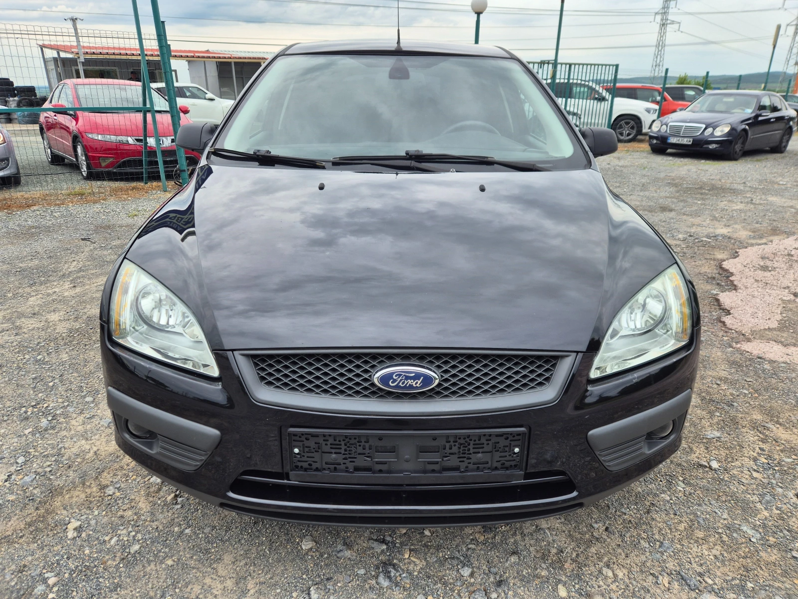 Ford Focus 2.0i - изображение 8