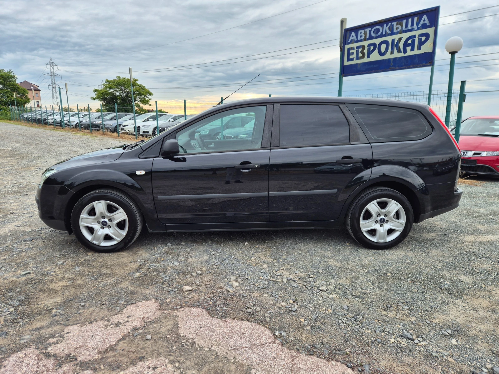Ford Focus 2.0i - изображение 2